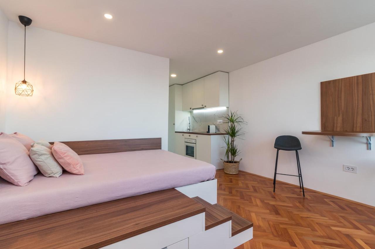 Top Floor Modern Apartment With Incredible Views 普拉 外观 照片