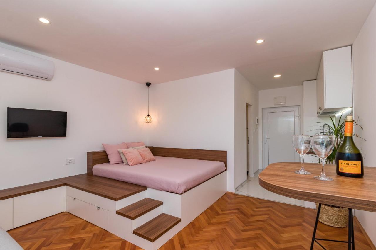 Top Floor Modern Apartment With Incredible Views 普拉 外观 照片