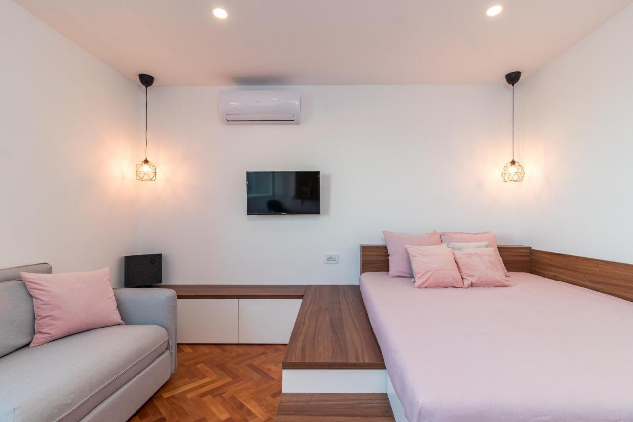 Top Floor Modern Apartment With Incredible Views 普拉 外观 照片